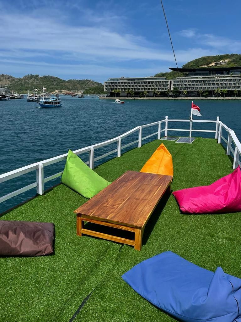 Custom Built Phinisi | 3 Island