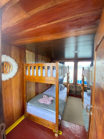 Custom Built Phinisi | 3 Island