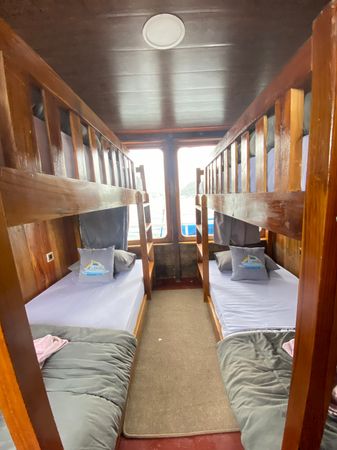 Custom Built Phinisi | 3 Island