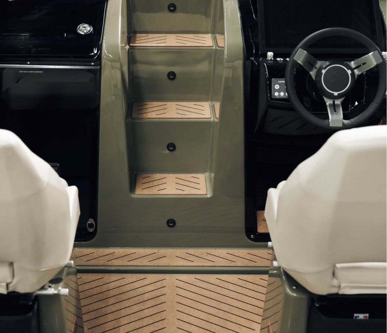 Eelex 8000 | Silence