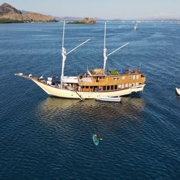 Custom Built Phinisi | Leticia