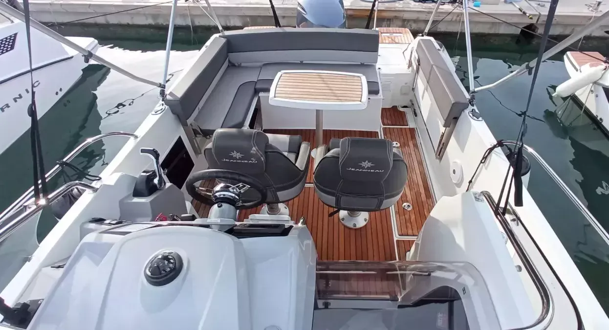 Jeanneau Cap Camarat 7.5 | Sofia