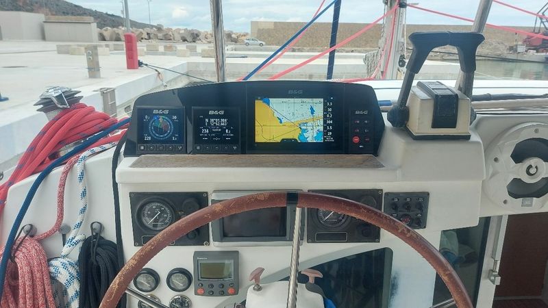 Lagoon 380 | Two Ducks