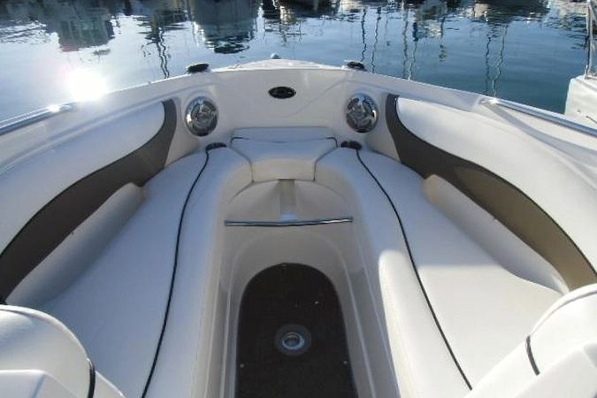 Rinker 246 CB | Cafe con Jofi