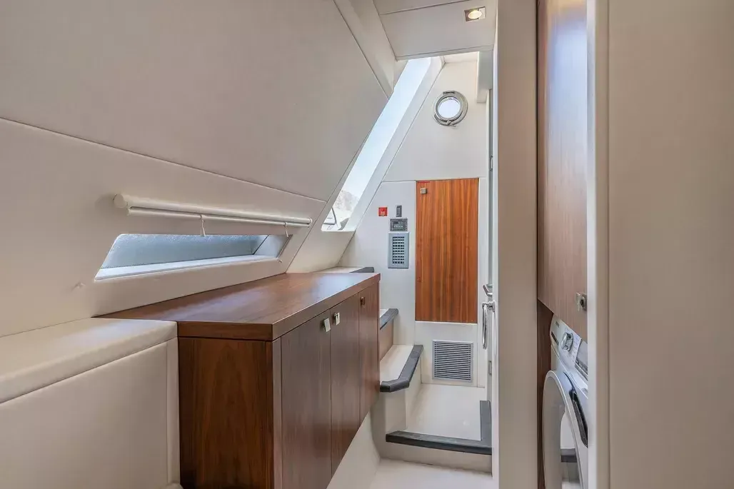 Sunseeker Manhattan 66 | Eliot