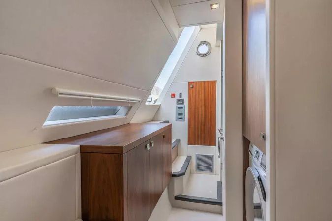 Sunseeker Manhattan 66 | Eliot