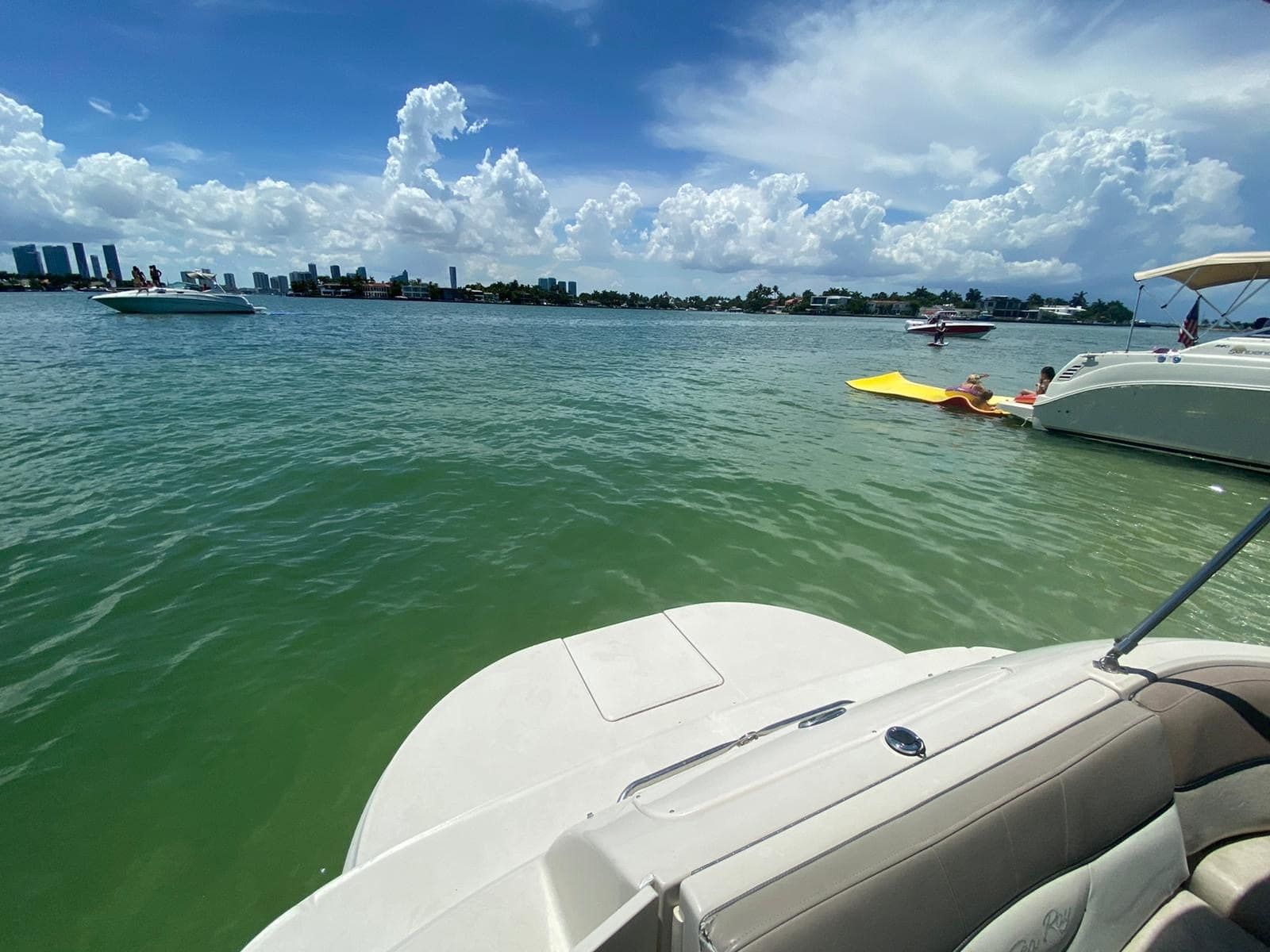 Sea Ray Sundeck 240 | Sundeck 1746