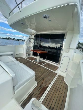 Azimut 43 Fly | Sea Lovers