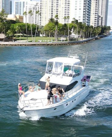 Azimut 43 Fly | Sea Lovers