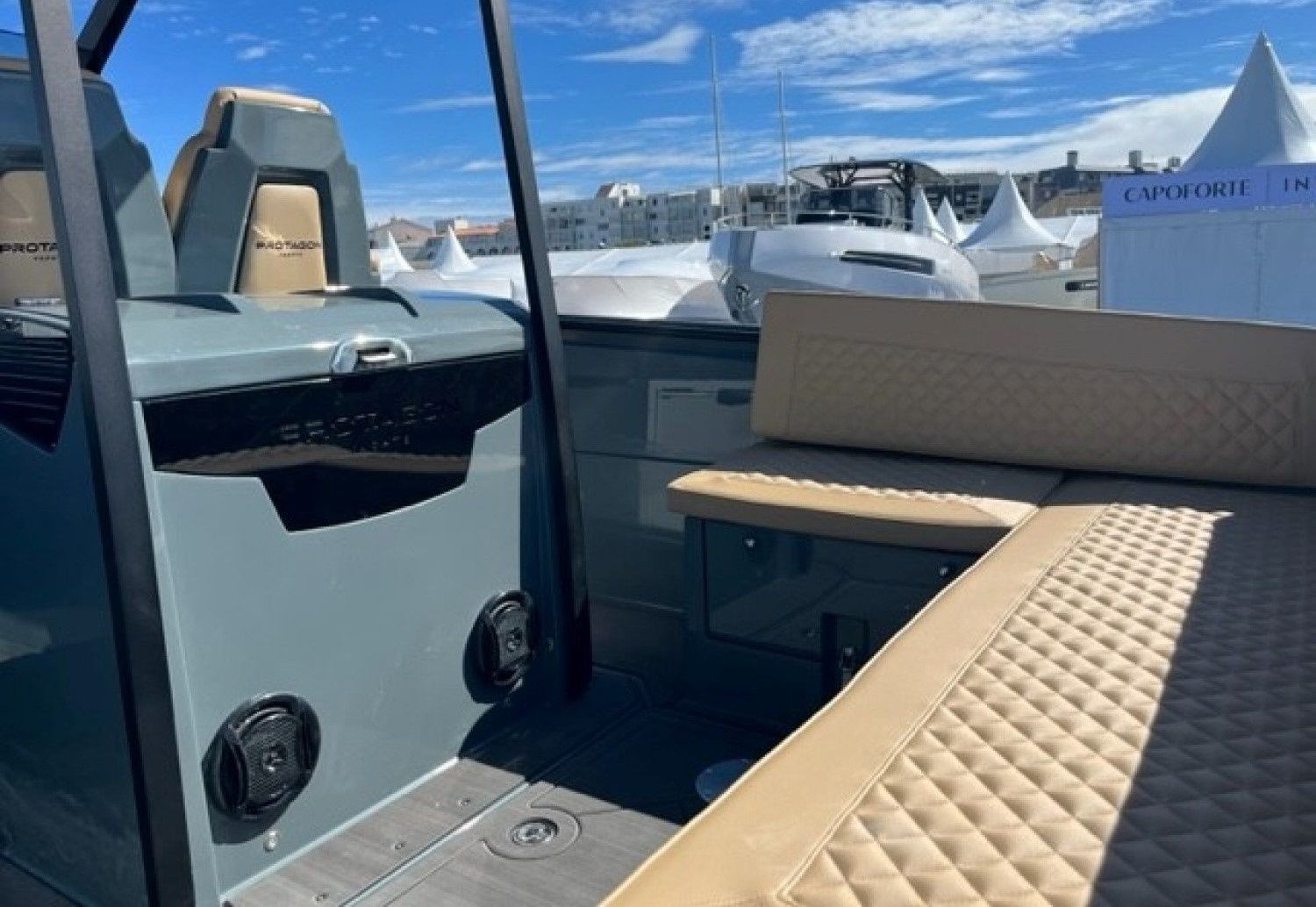 Protagon 25 | Isla Bella