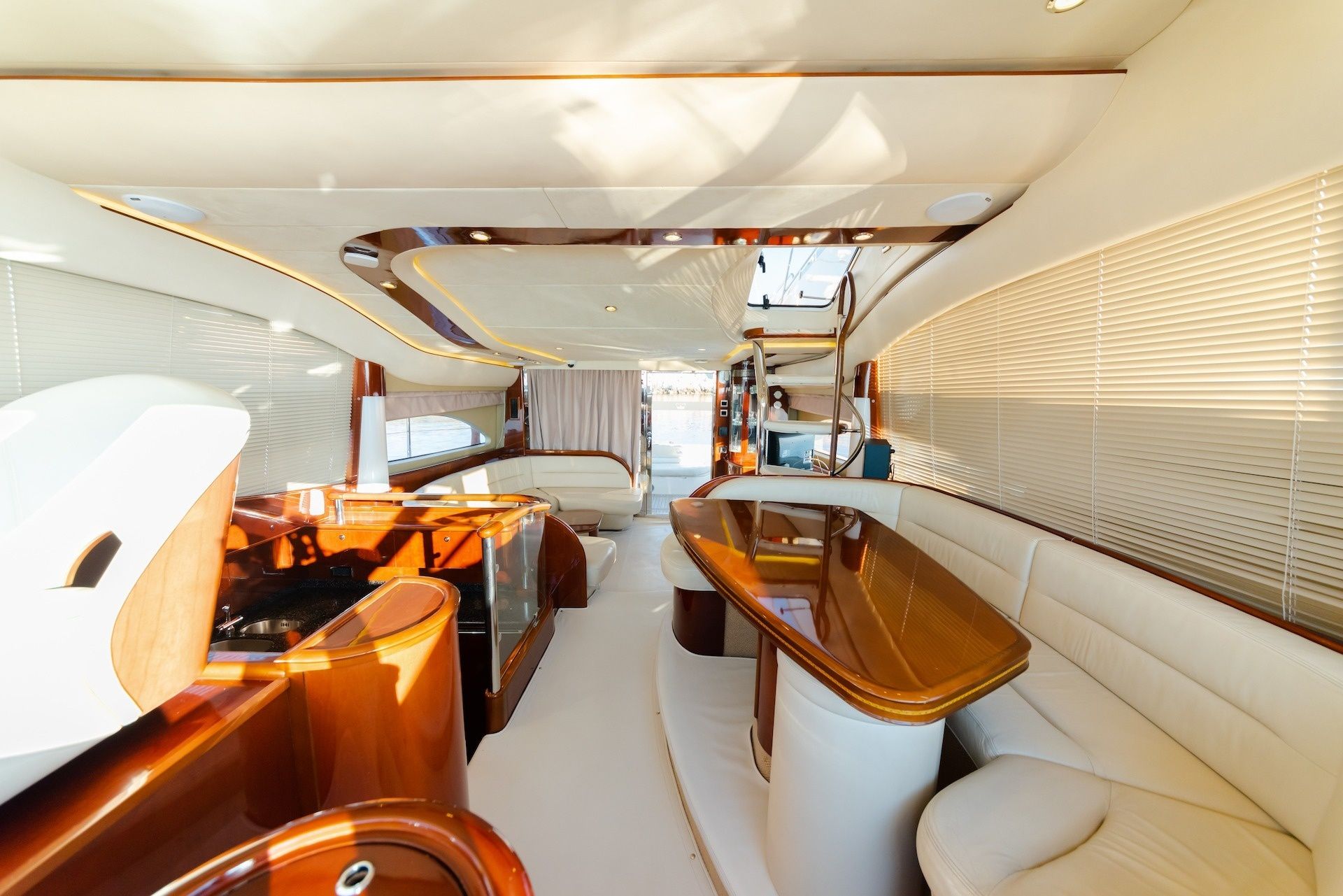 Princess 61 Fly | Diva