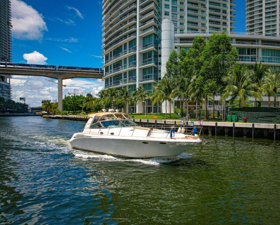 Sea Ray 410 Sundancer | Harmony