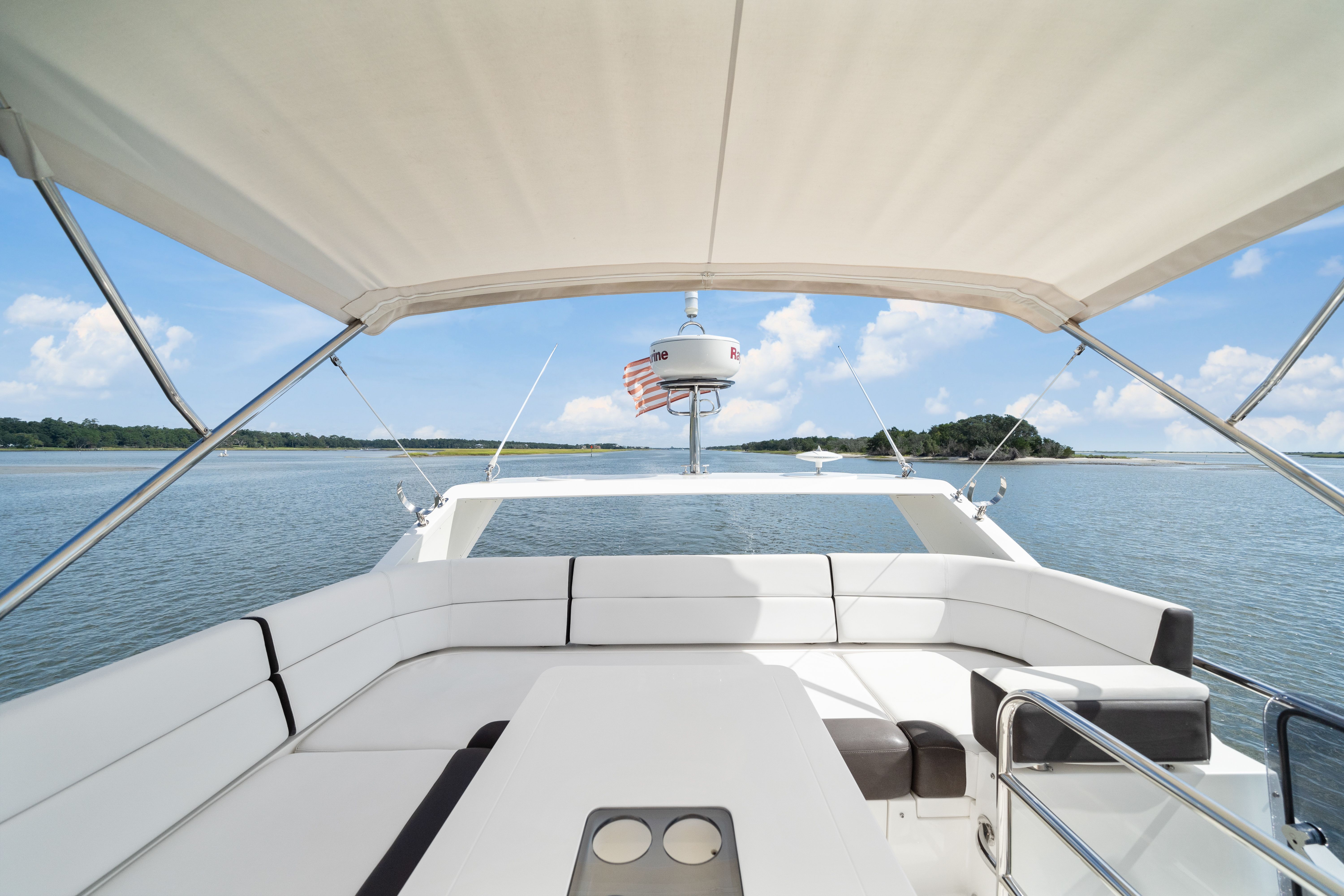 Galeon 420 Fly | Endeavor