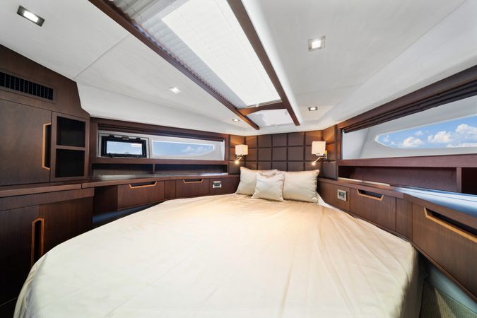 Galeon 420 Fly | Endeavor