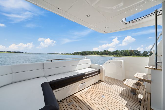 Galeon 420 Fly | Endeavor