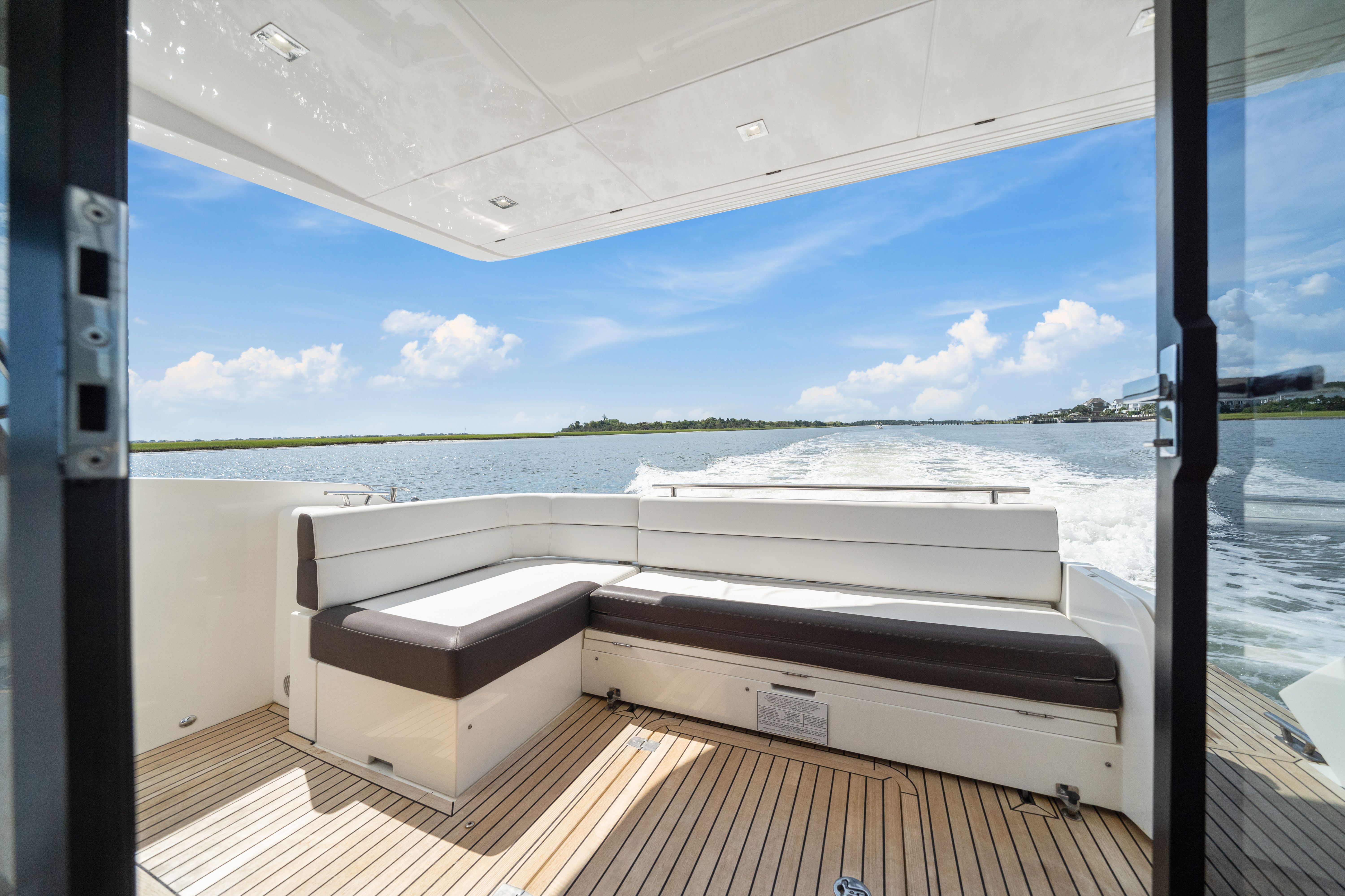 Galeon 420 Fly | Endeavor