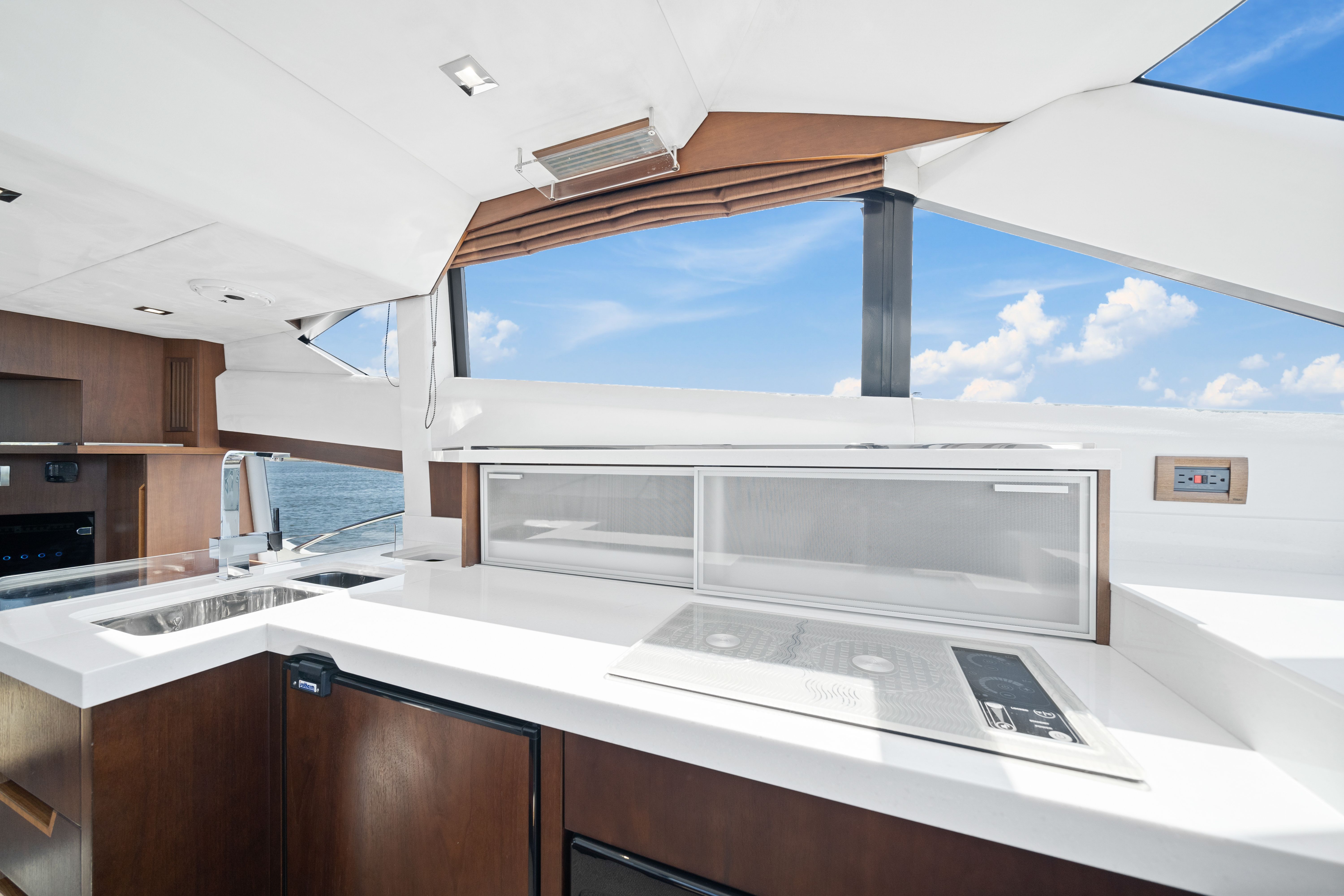 Galeon 420 Fly | Endeavor