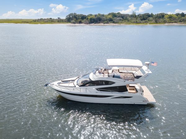 Galeon 420 Fly | Endeavor