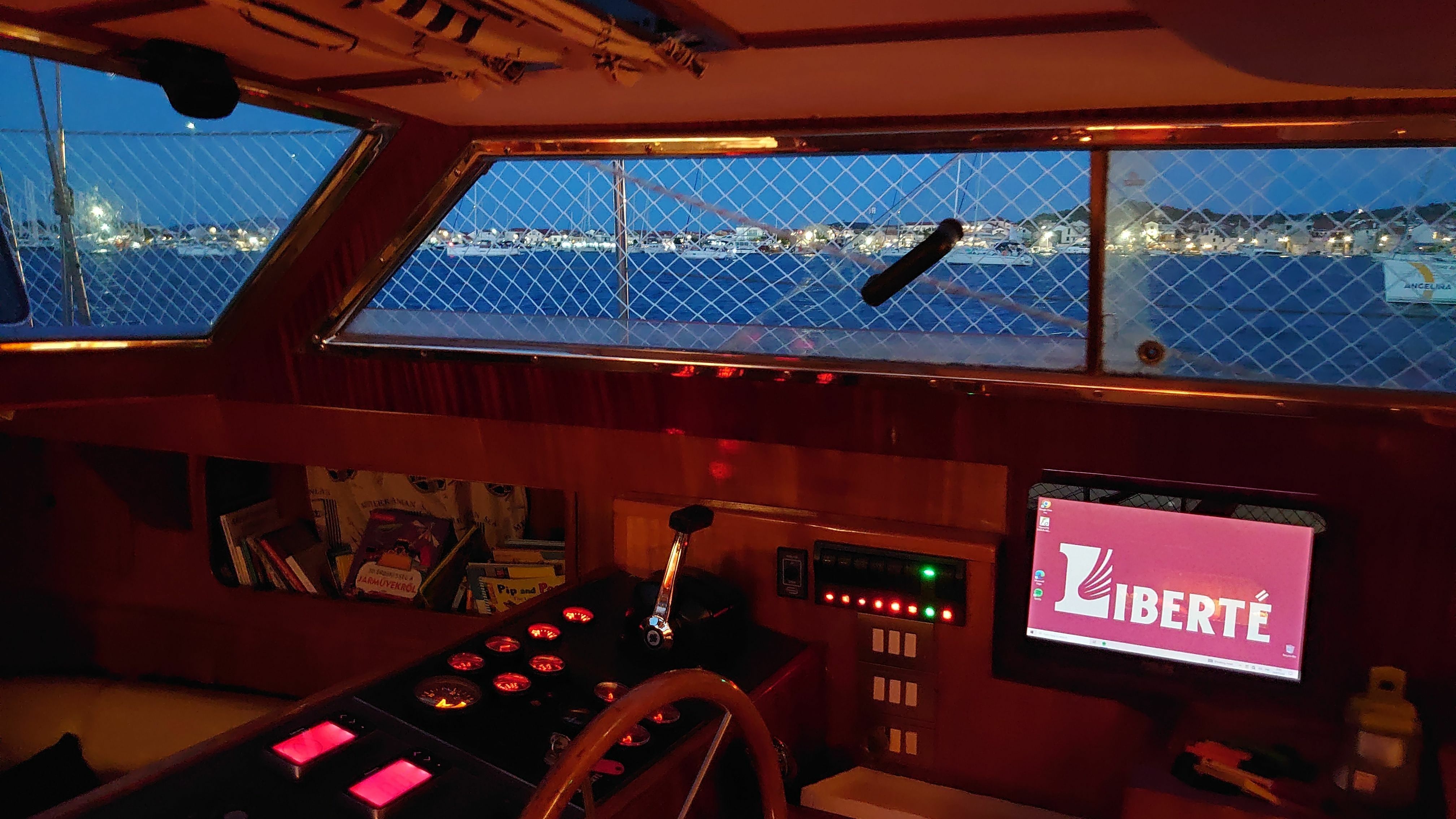 Conrad 57 | Liberte 2