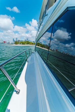 Sea Ray 53 Sedan Bridge | Coast to Coast