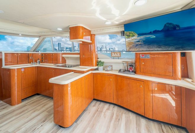 Sea Ray 53 Sedan Bridge | Coast to Coast