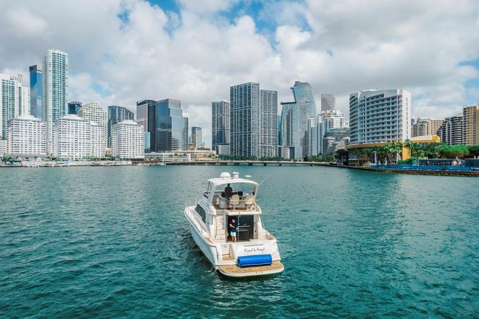 Sea Ray 53 Sedan Bridge | Coast to Coast