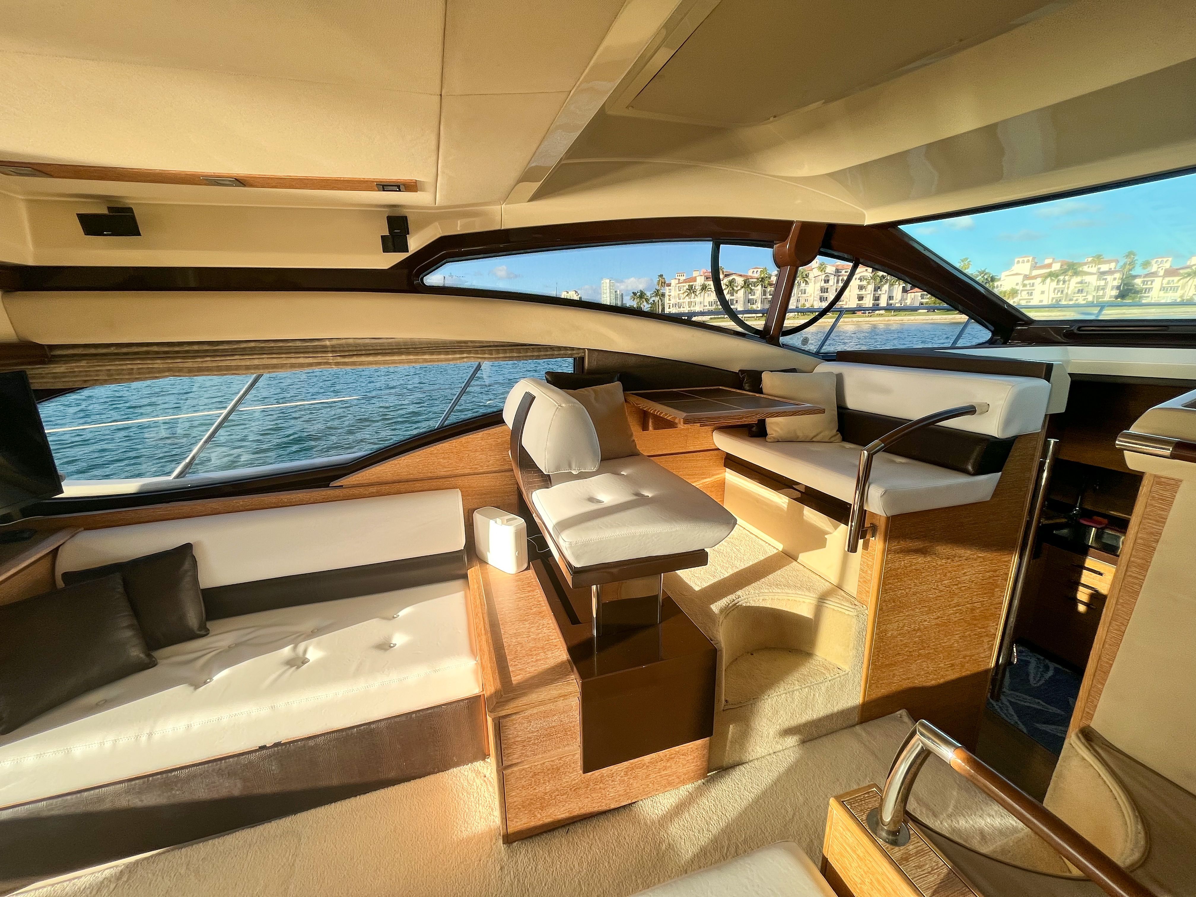 Azimut 53 F | Daniela