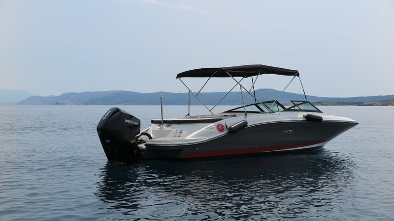Sea Ray SPX 210 | 25