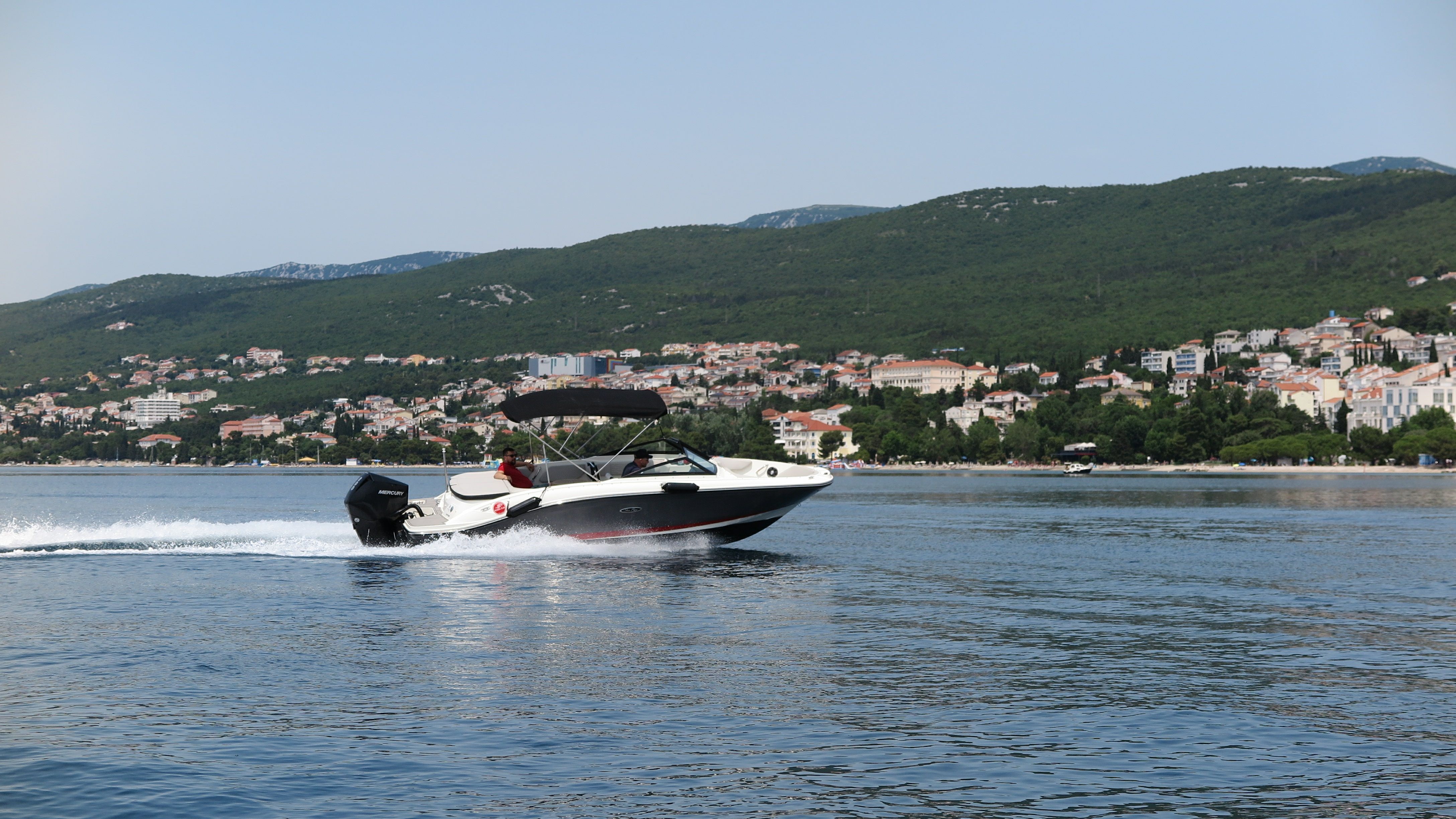 Sea Ray SPX 210 | 25