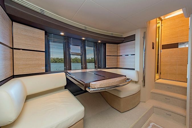 Azimut 60 | Salty at Sea