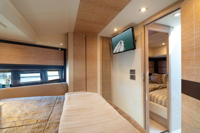 Azimut 60 | Salty at Sea
