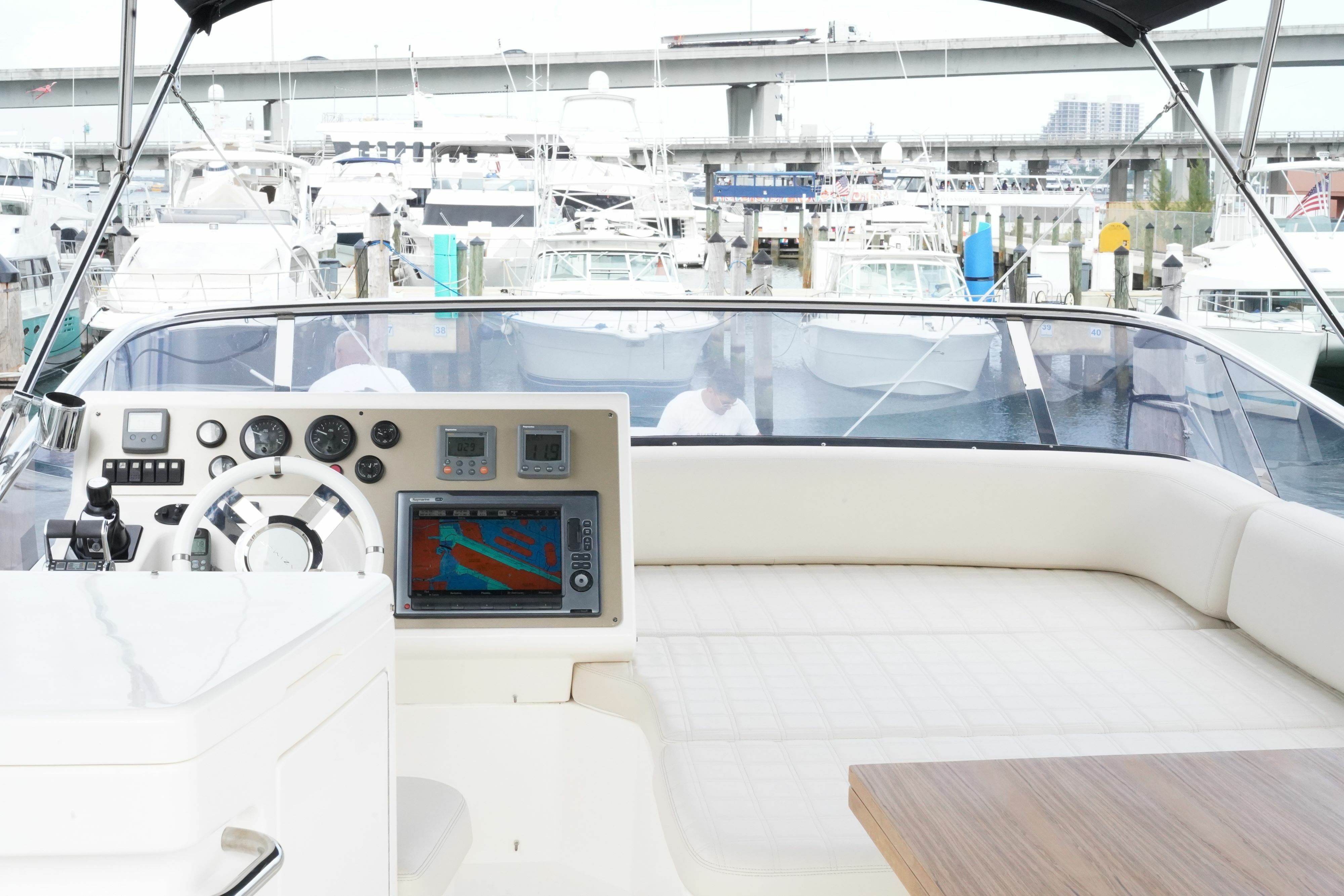 Azimut 60 | Salty at Sea