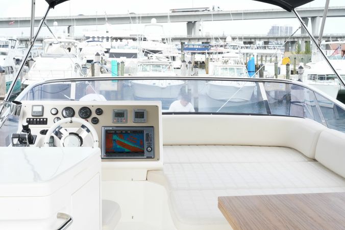 Azimut 60 | Salty at Sea