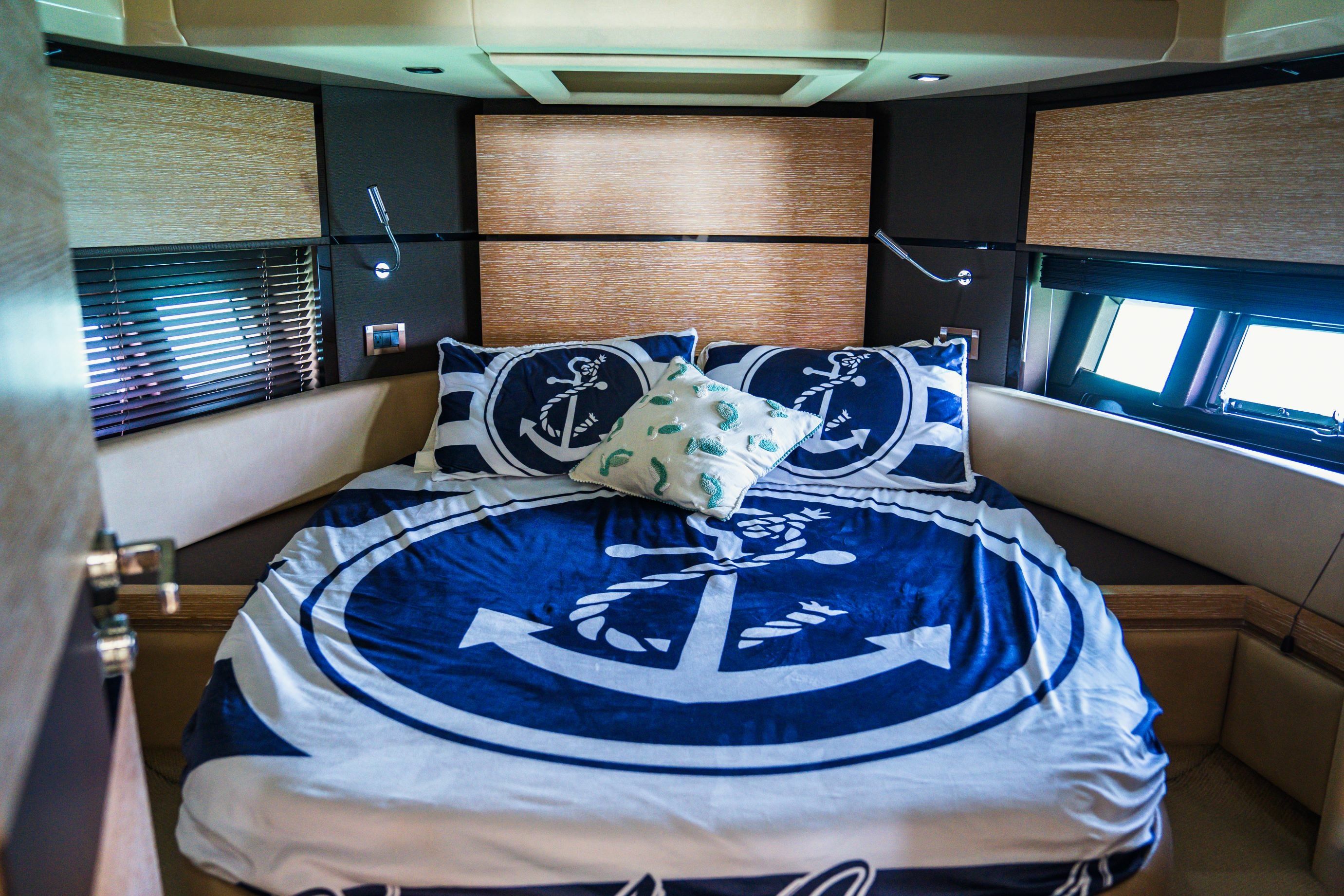 Azimut 60 | Salty at Sea