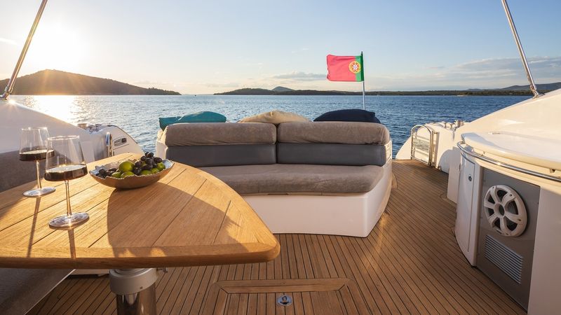 Sunseeker 72 | Boy Toy