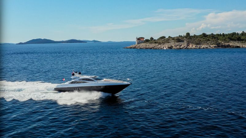Sunseeker 72 | Boy Toy
