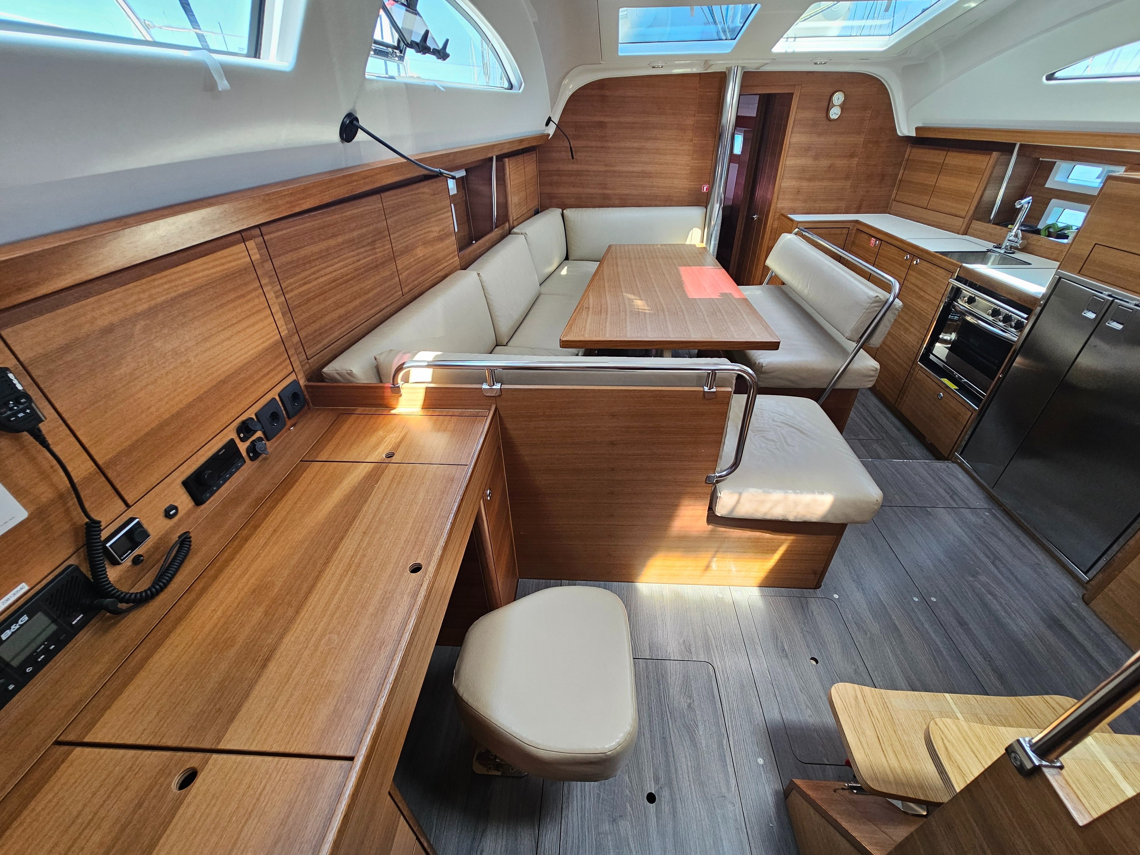 Elan 45.1 Impression | HMS Magnolia