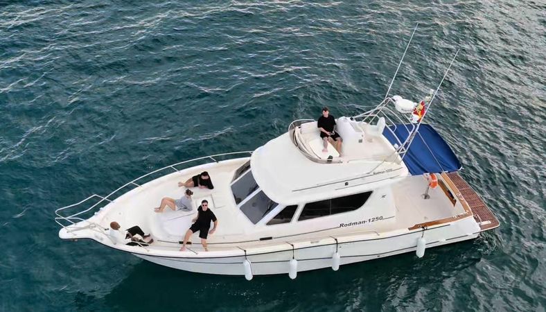 Rodman 1250 | Captain Morgan