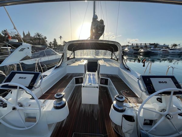 Beneteau Oceanis 55 | Explorer
