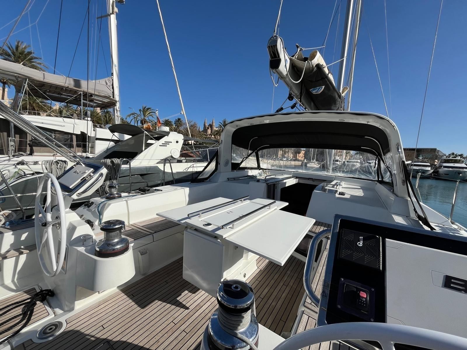 Beneteau Oceanis 55 | Explorer