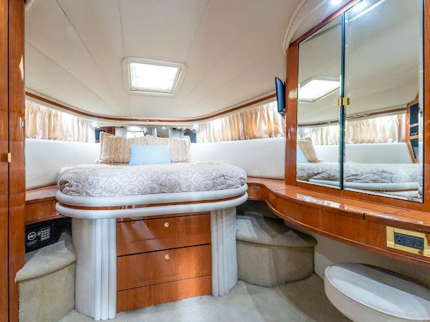 Sea Ray 510 Sundancer | A Yacht