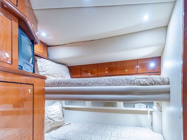 Sea Ray 510 Sundancer | A Yacht