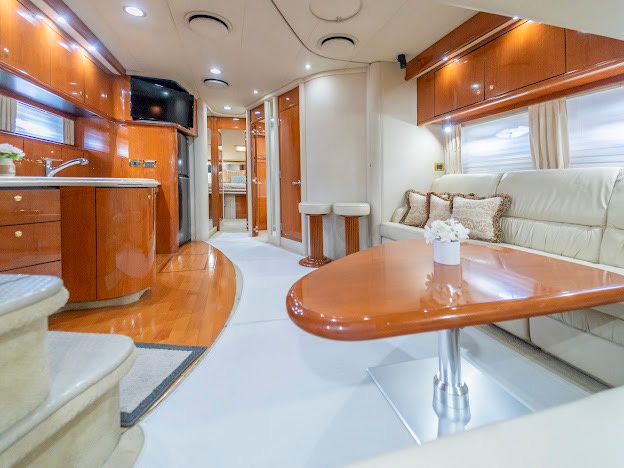 Sea Ray 510 Sundancer | A Yacht