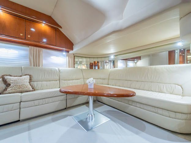 Sea Ray 510 Sundancer | A Yacht