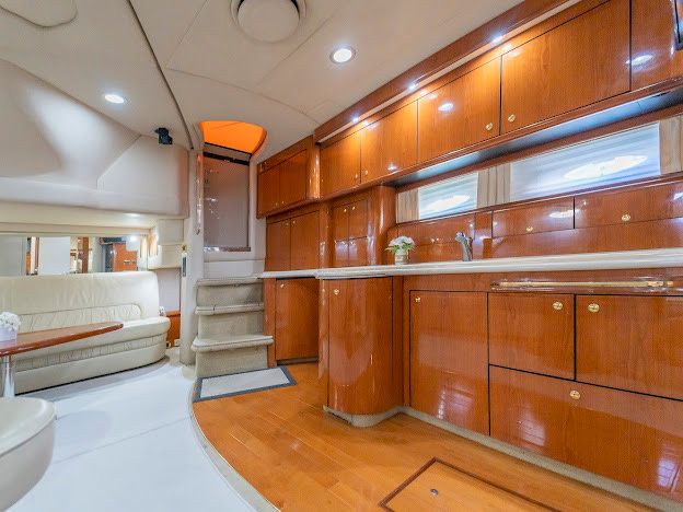 Sea Ray 510 Sundancer | A Yacht