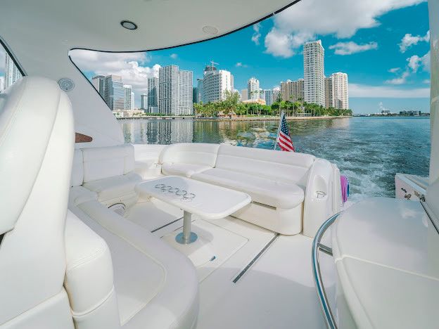 Sea Ray 510 Sundancer | A Yacht