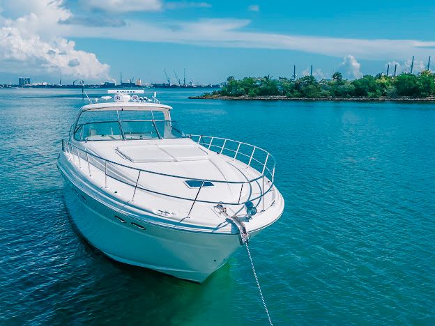 Sea Ray 510 Sundancer | A Yacht