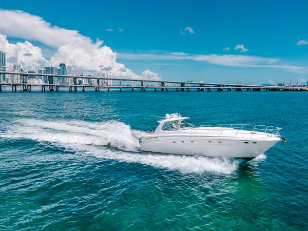 Sea Ray 510 Sundancer | A Yacht