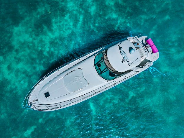 Sea Ray 510 Sundancer | A Yacht