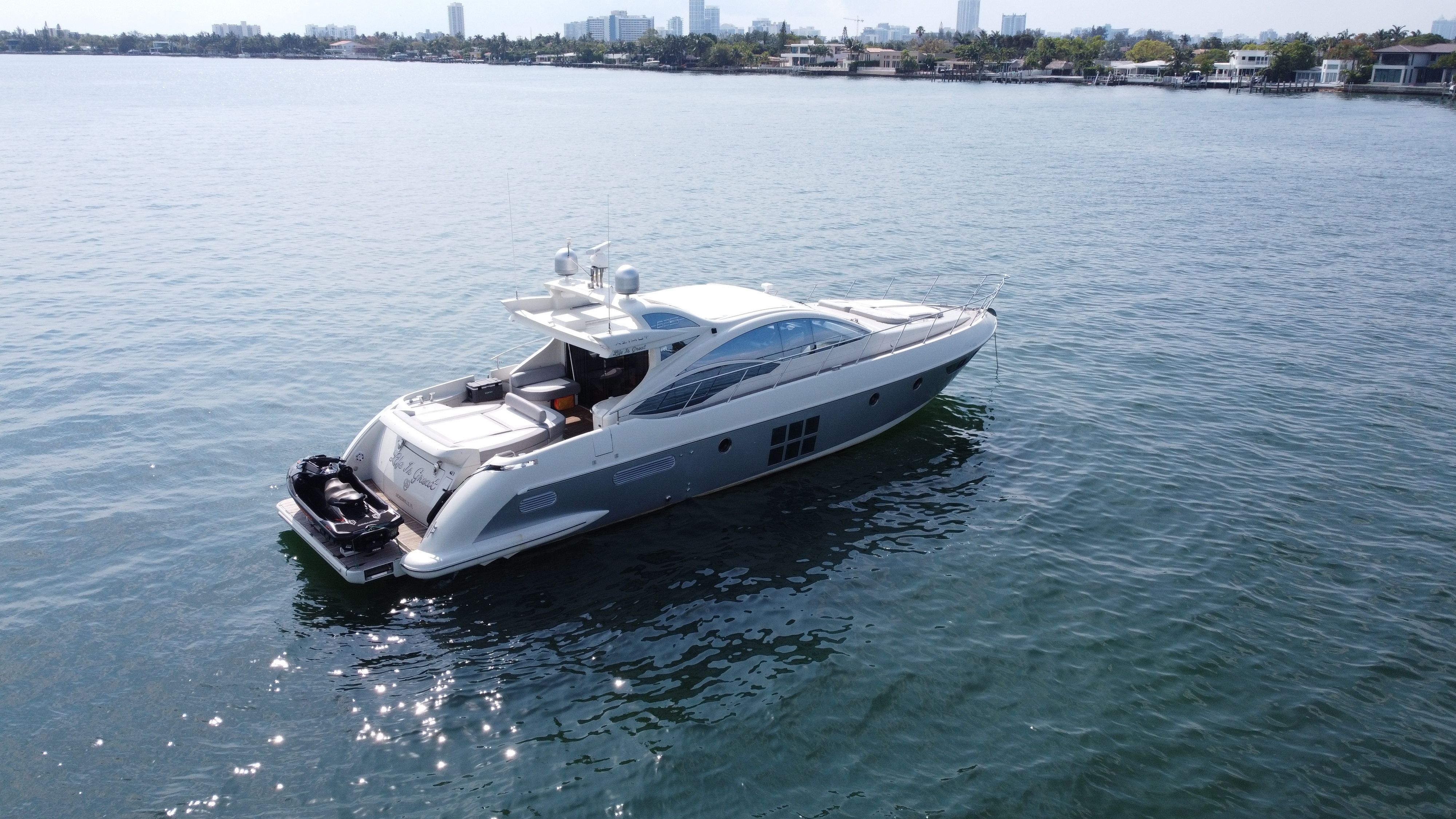 Azimut 62 S | Life is Great